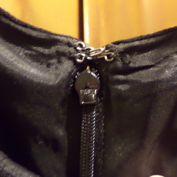 LINDA ALLARD ELLEN TRACY Little Black Dress~Princess Style~Lined-Size:12 NWT$255 - Picture 3 of 12